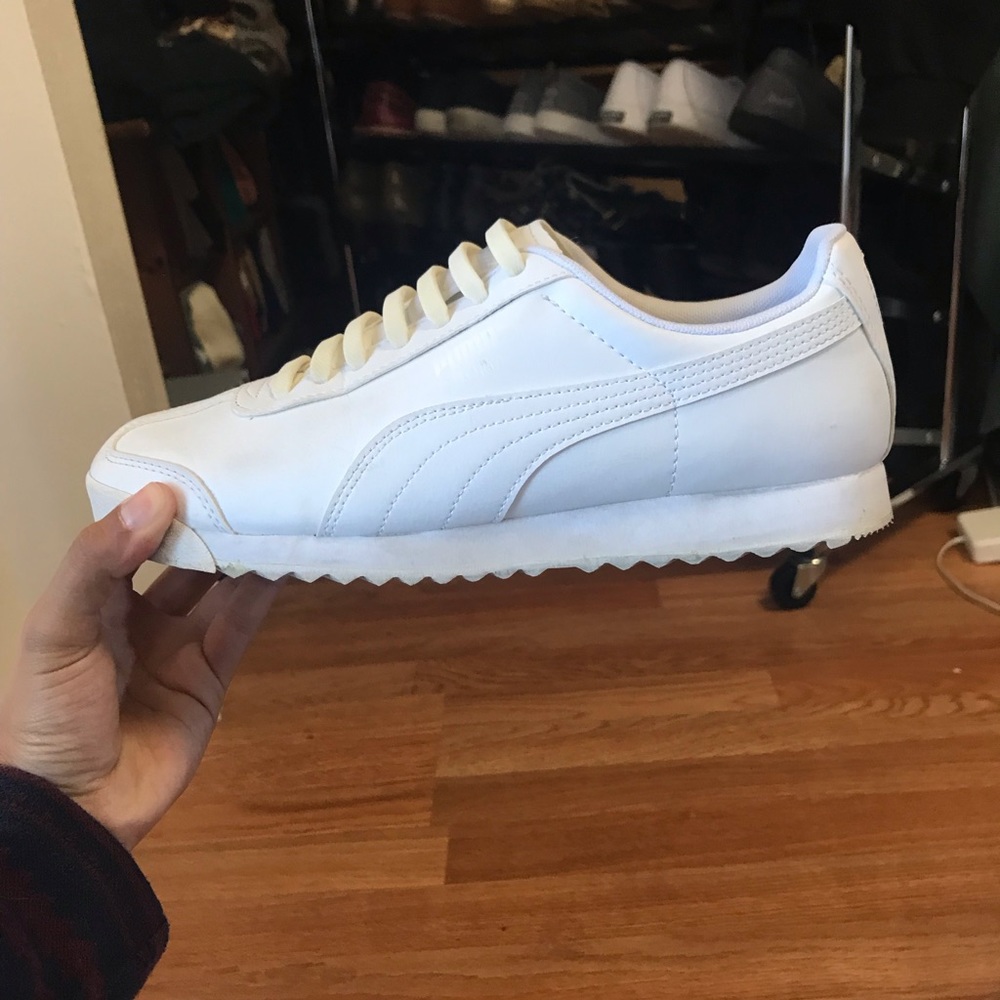 PUMA Roma non marking sneakers, rubber laces - Picture 2 of 8